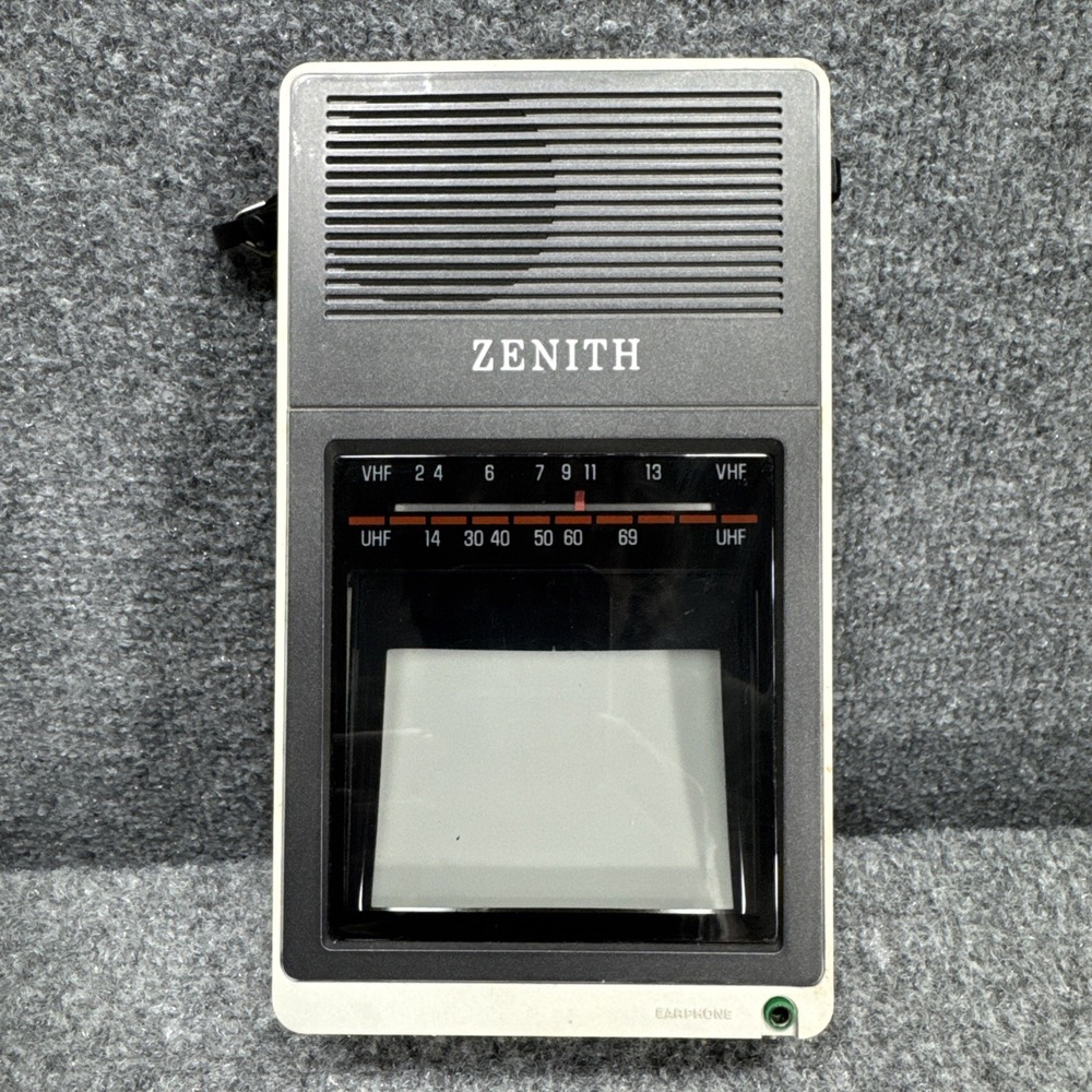 Zenith 4‎ Inch Black & White Portable Television In Box 1985 BT 044S FOR PARTS